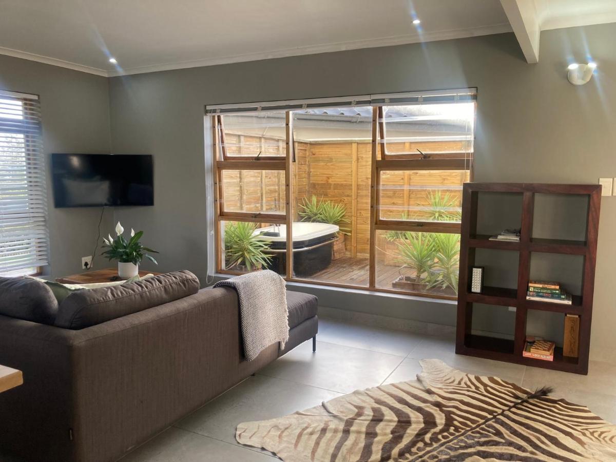 Becks At The Bay Loadshedding Free Villa Mossel Bay Exterior photo